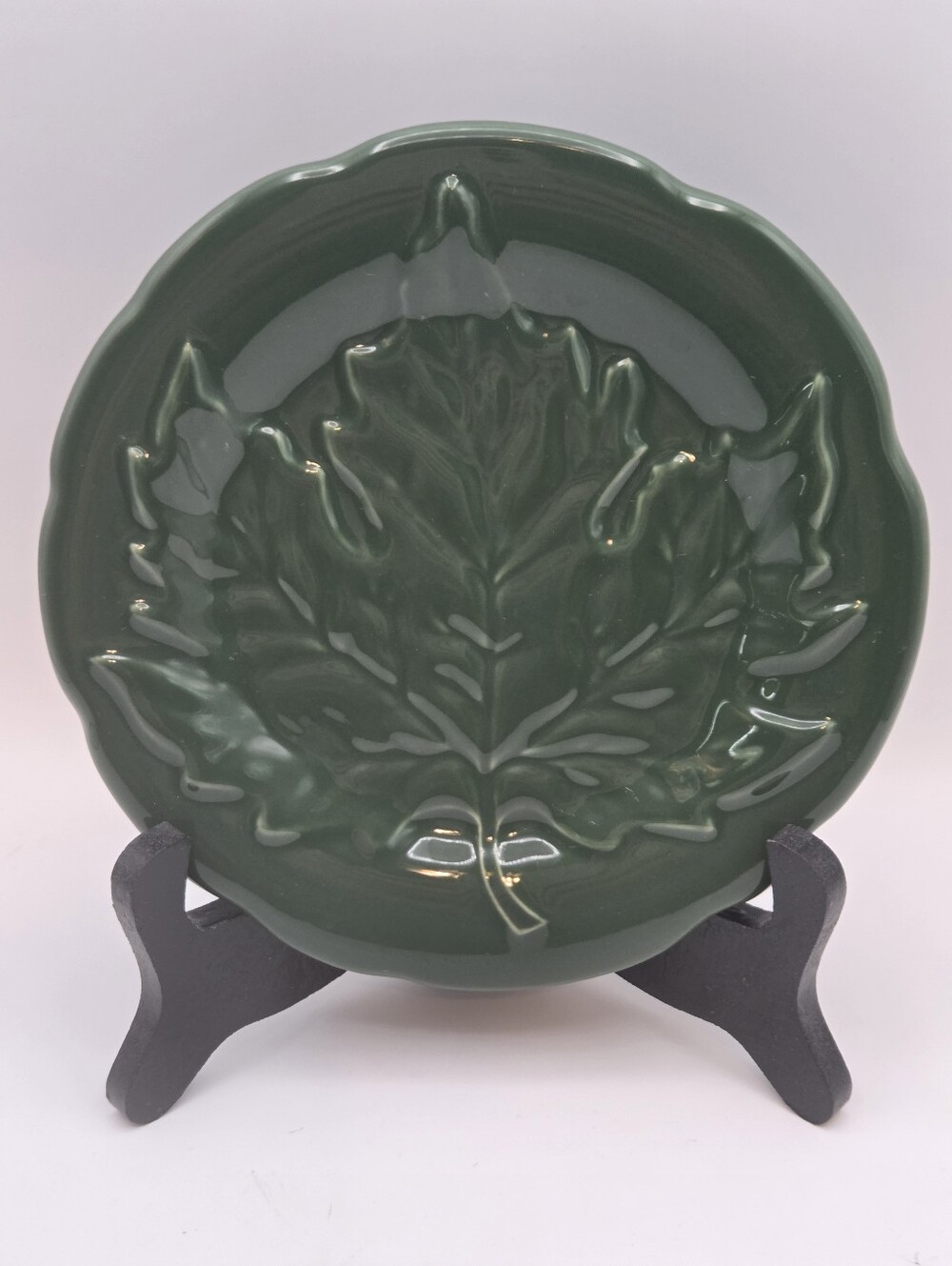 Longaberger Falling Leaves Ivy Green Plate